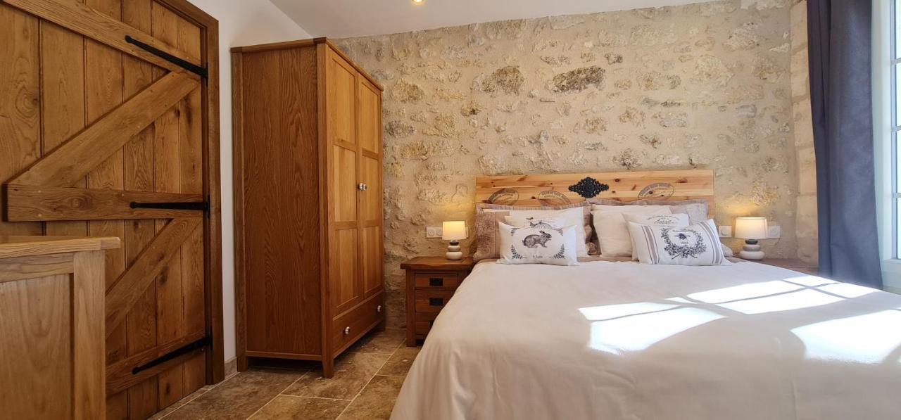 Dom Peyreton Prestige Cottages Set In A Charming Wine Property Villegouge 外观 照片