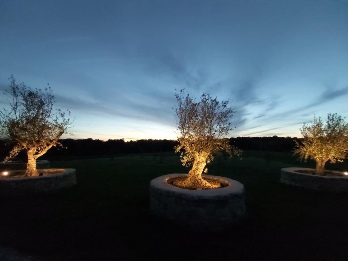 Dom Peyreton Prestige Cottages Set In A Charming Wine Property Villegouge 外观 照片